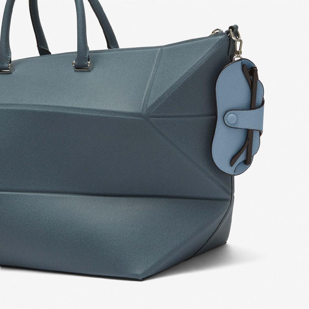 Valextra Porta occhiali in Pelle Azzurra con tracolla | Valextra Prezzo Ridotto