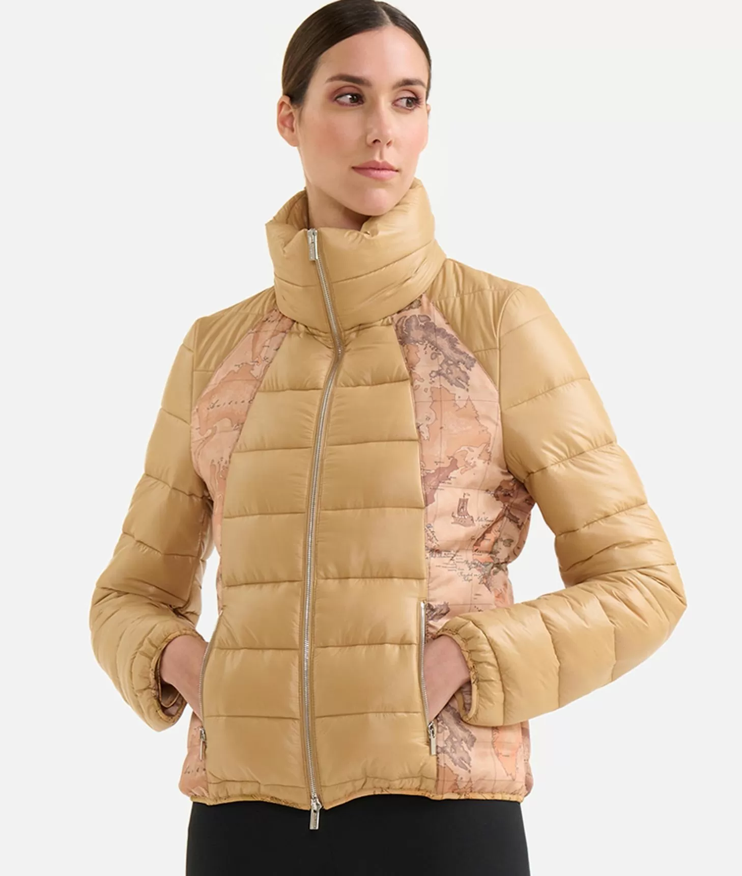 Alviero martini 1a classe Piumino corto in nylon leggero lucido con inserti Geo Classic Cammello Online