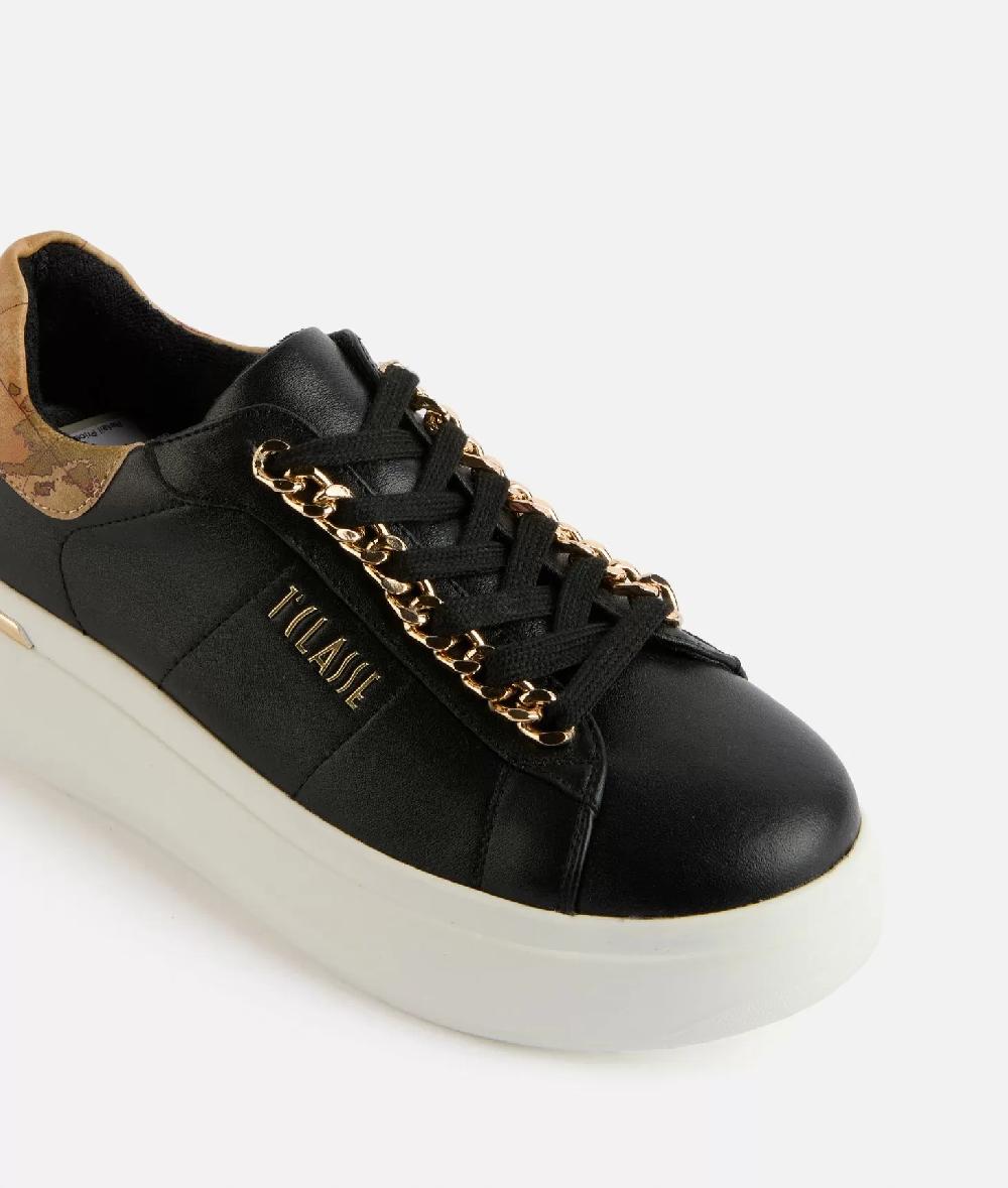 Alviero martini 1a classe Sneakers in eco nappa con dettaglio catena Nere Prezzo Ridotto
