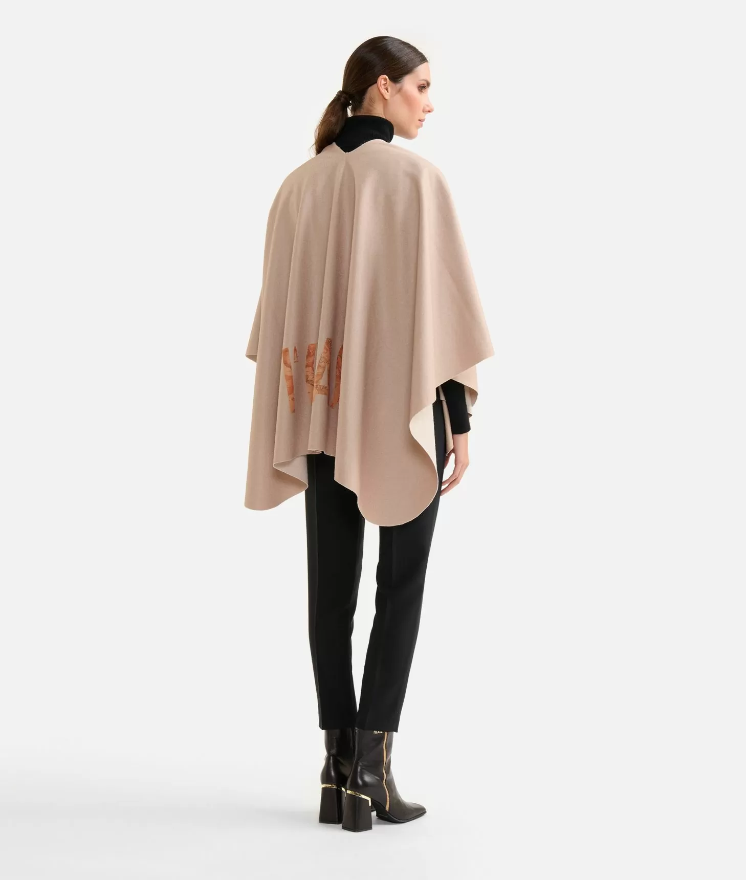 Alviero martini 1a classe Mantella in panno con logo 1ᴬ Classe Panna Saldi Di Fabbrica