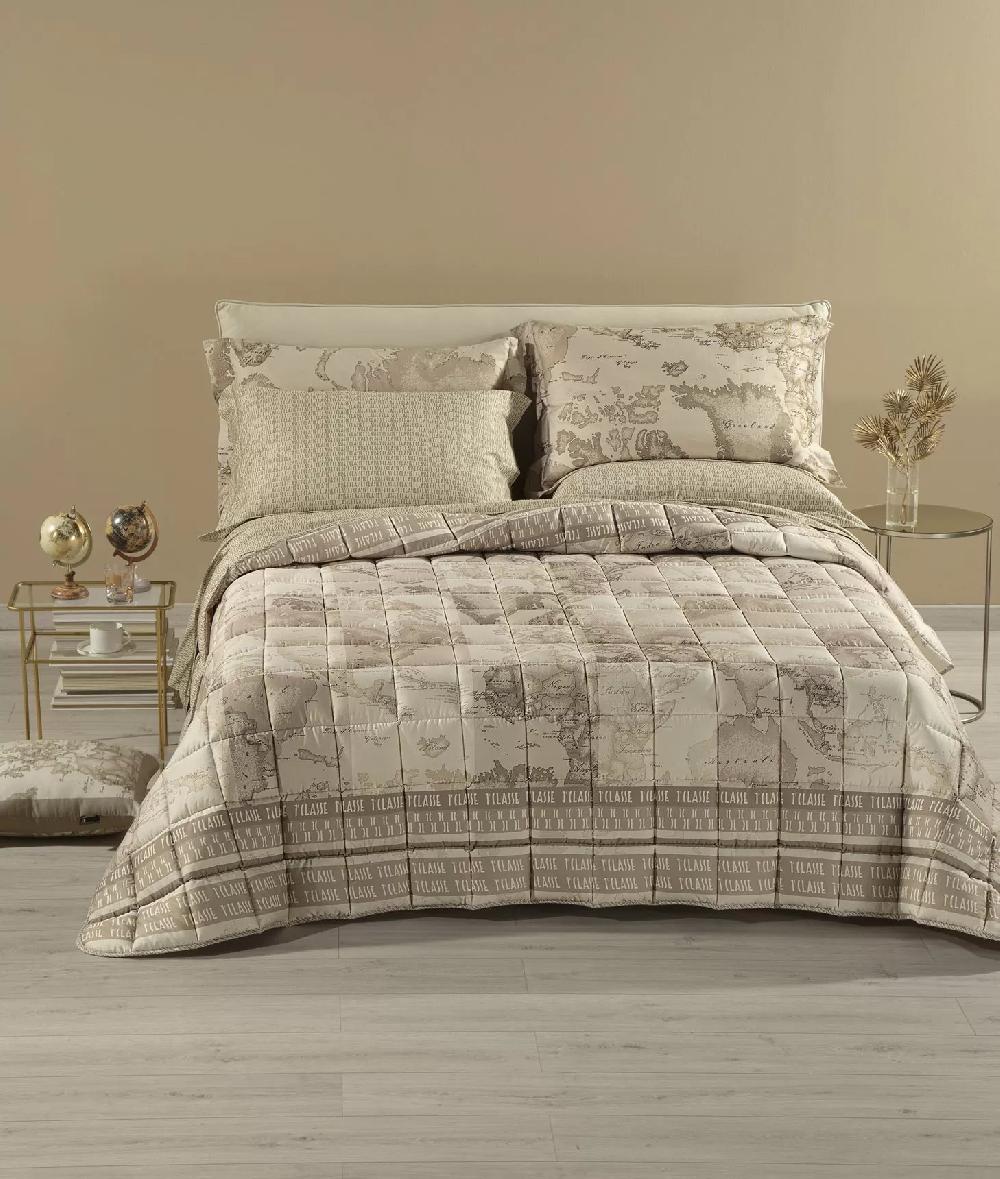 Alviero martini 1a classe Trapunta leggera in raso di cotone stampa Geo Safari Patchwork Offerta